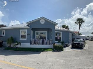 957 Nettles Blvd, Jensen Beach, FL 34957