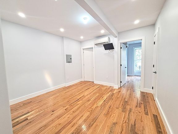 2nd image of 803 Willoughby Ave Floor 3