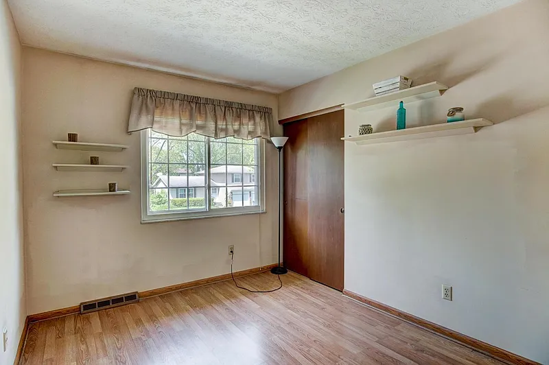 Thumbnail 15