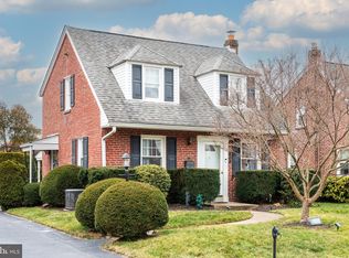 358 Inwood Rd, Ardmore, PA 19003