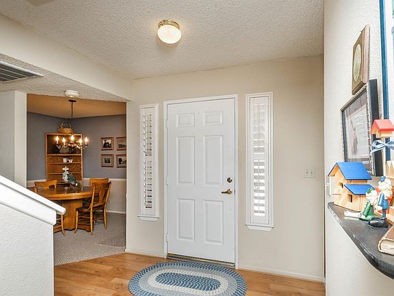 5th image of 19044 Elm Dr
