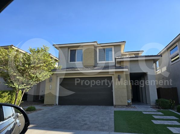3135 E Tina Dr