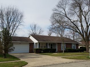 716 Glenwood Dr, Charleston, IL