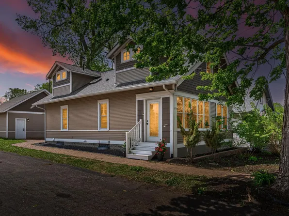 654 Carroll Ave, Saint Paul, MN 55104