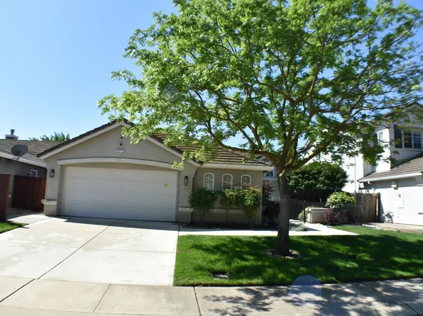 2572 Douglas Fir Dr, Lodi, CA 95242