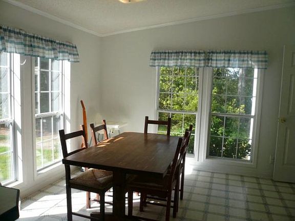 4th image of 8701 Marshfield Ln