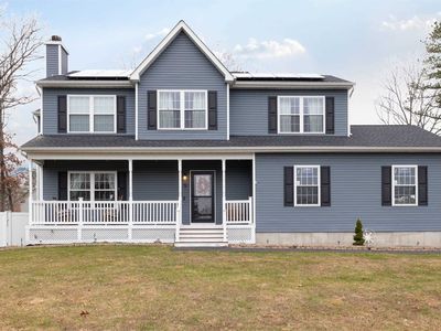 5 Poppy Ct, Ridge, NY, 11961