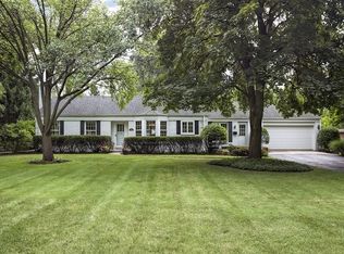 1541 Longvalley Rd, Glenview, IL 60025