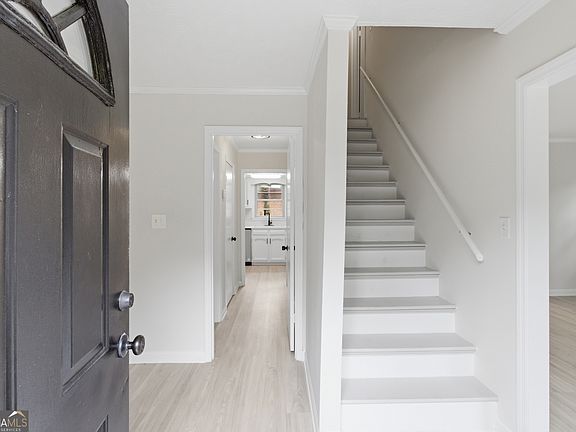 3rd image of 2282 Tiffany Ct