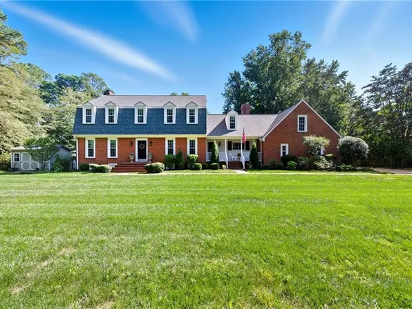 50 Nelson Maine, Carrollton, VA 23314