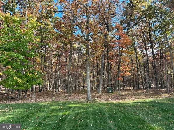 12915 Shady Ln, Purcellville, VA 20132