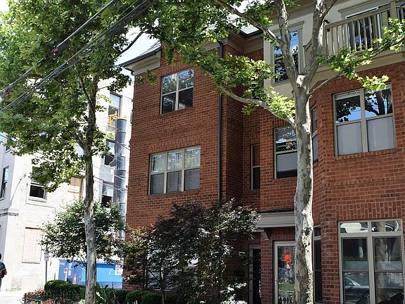 2nd image of 37 Buttles Ave