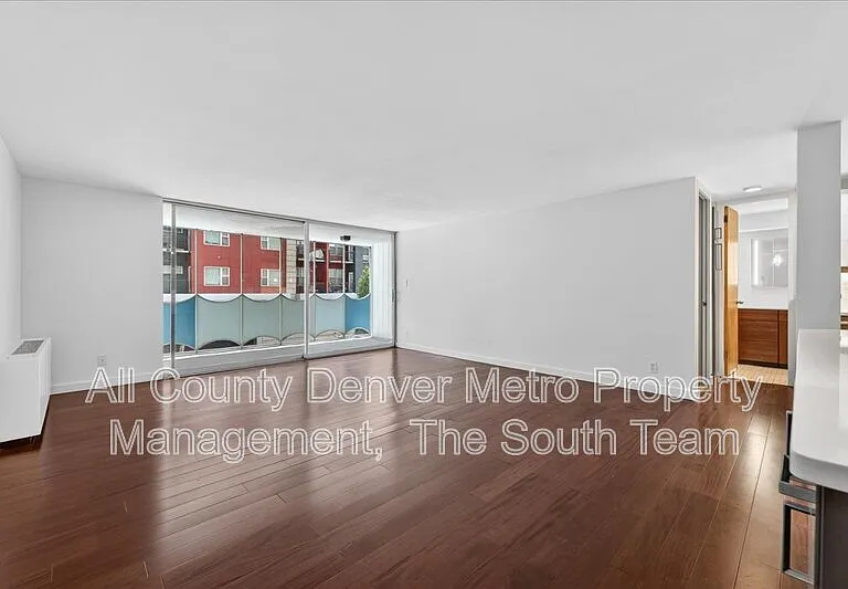1155 Ash St #304 — Photo 8