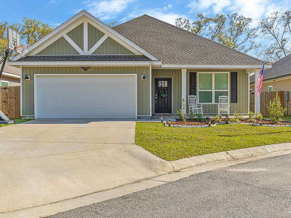 1st image of 213 Camellia Dr