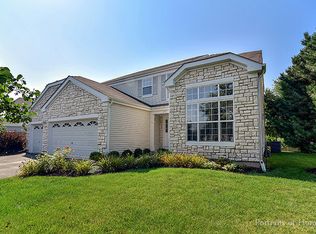 577 Wingpointe Dr, Aurora, IL 60506