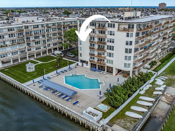 500 Bay Ave #404, Ocean City, NJ 08226