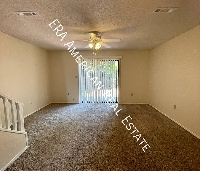 419 Hollywood Blvd NW #B — Photo 11