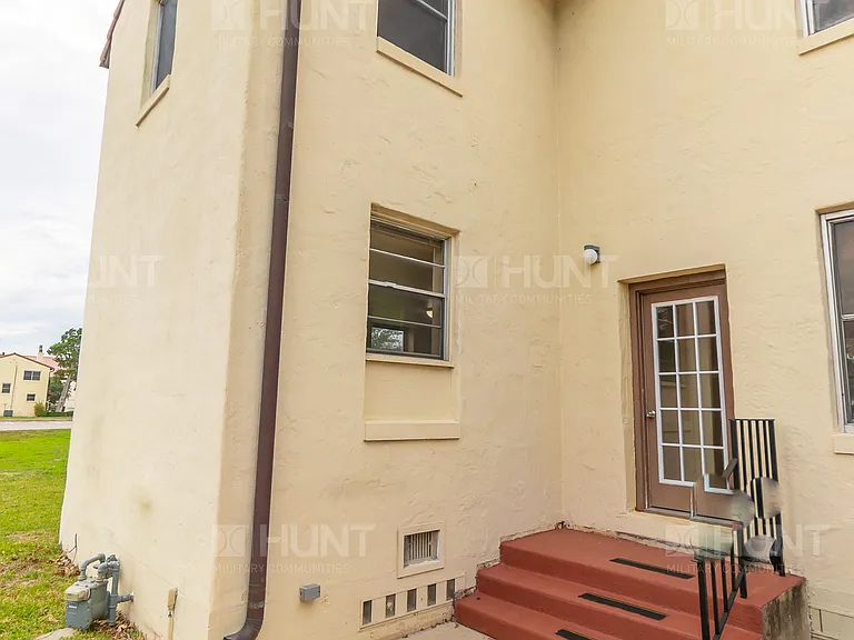 3B E St W #689B — Photo 42