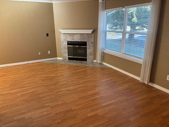 4th image of 4295 W 111th Cir