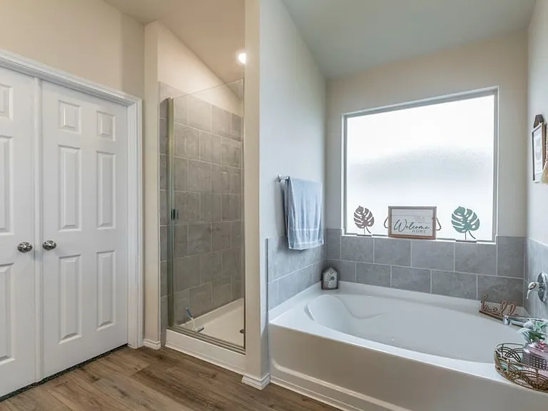 2824 Jackal Dr — Photo 17