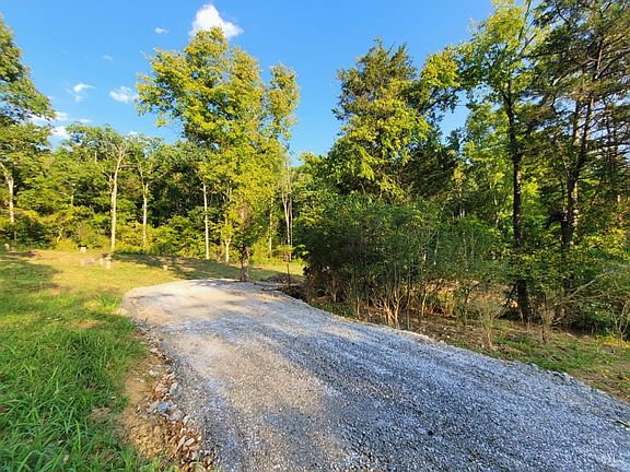 3rd image of 1261 Frank Willis Memorial Rd