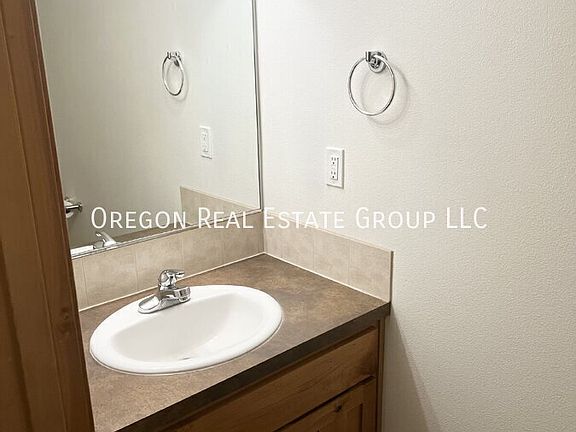 3rd image of 480 Lair Ln
