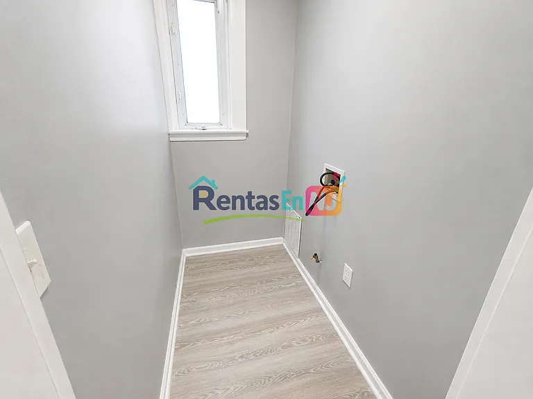 47 Eckert Ave #2B — Photo 2