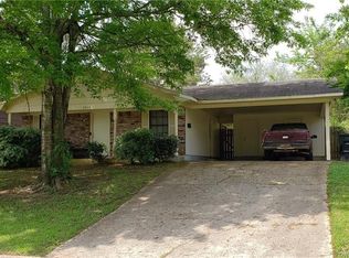 8818 Westbrook Pl, Shreveport, LA 71108