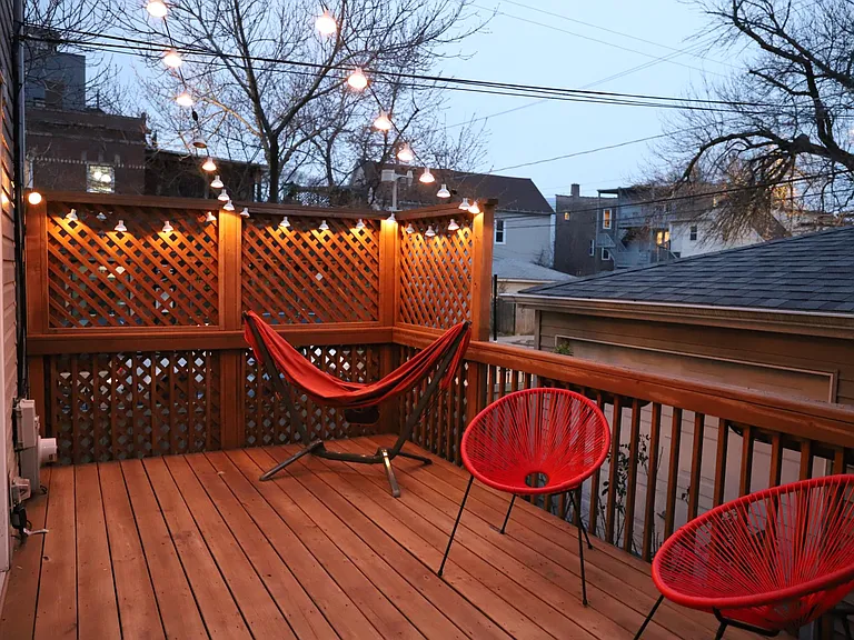 2954 W Lyndale St — Photo 18