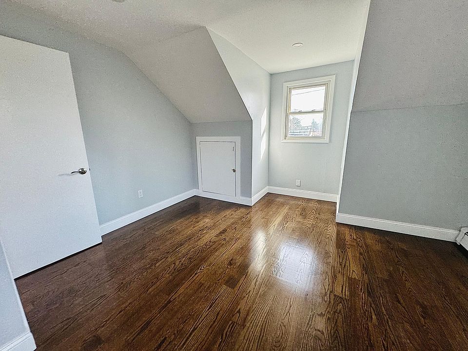 91 Main Parkway East Way #2, Plainview, NY 11803 | Zillow