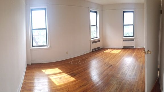 4th image of 1620 Caton Ave #D4