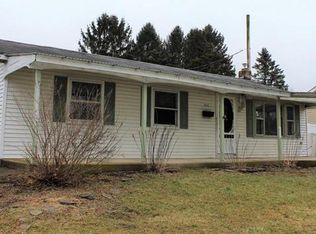 1060 James Ave, Ephrata, PA