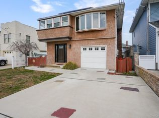 179 California Place N, Island Park, NY