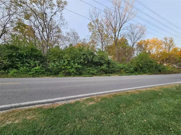 2523 Cook Rd, Saint Joseph, MO 64505