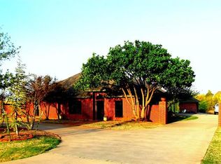 17 NW Pleasant View Rdg, Lawton, OK 73505