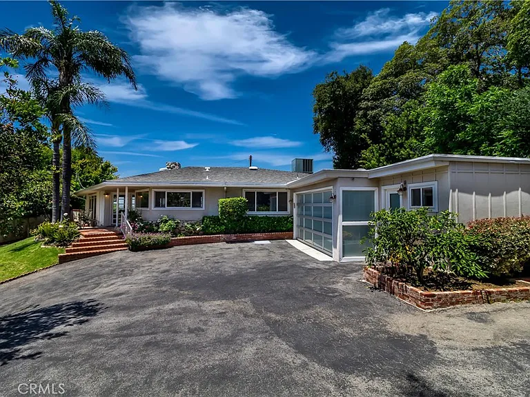 3546 Berry Dr — Photo 1