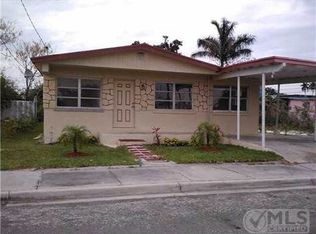 257 Buddy White Ave, Pahokee, FL 33476