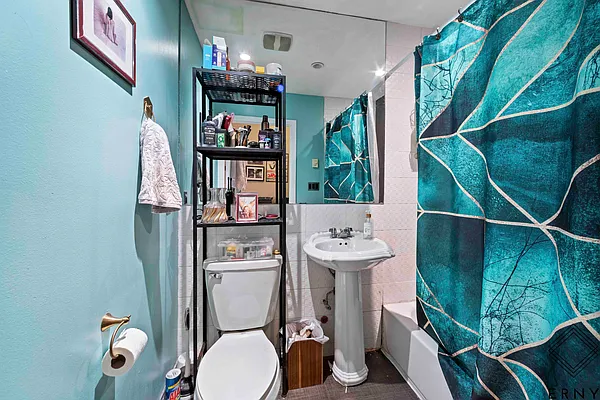 Rented by ERNY LLC | media 19