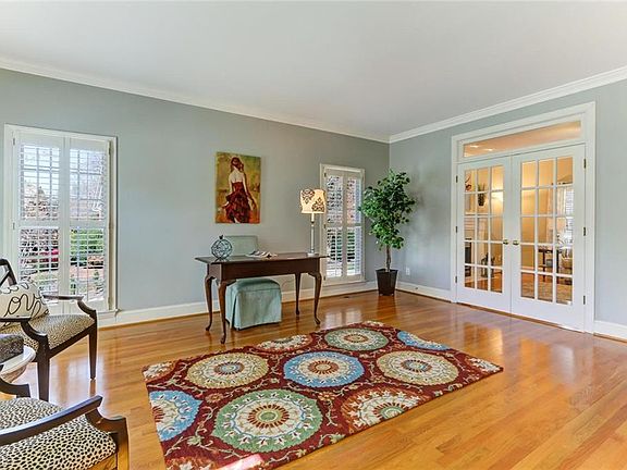 4th image of 3710 Timberoak Dr