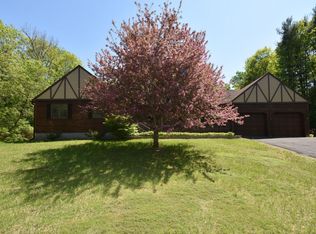 139 Sunnyside Dr, Dalton, MA 01226