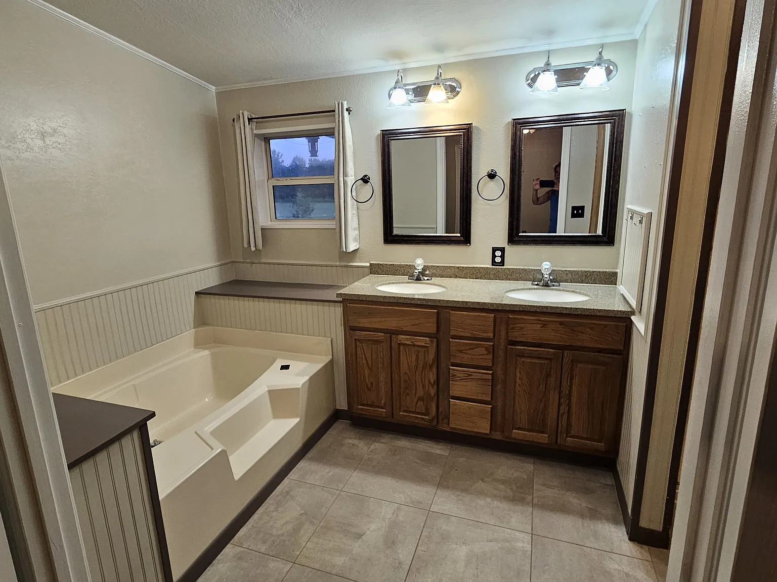 3 bed, 1700 sqft, $1,600 — Photo 2