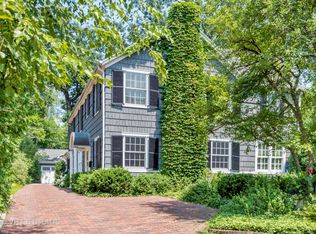 853 Valley Rd, Glencoe, IL 60022