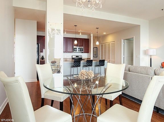 4th image of 1400 S Michigan Ave APT 2601