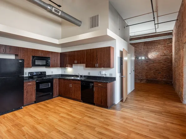 The Lofts at New Amsterdam