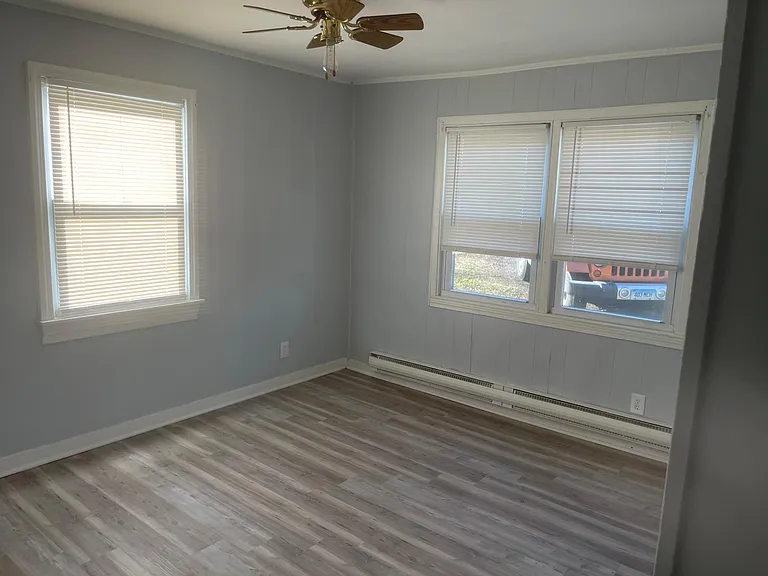 204 Williams Rd — Photo 9