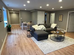 2210 E Lonsdale Dr, Cottonwood Heights, UT 84121