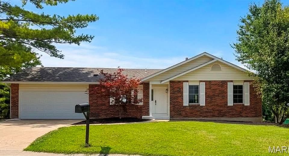 1st image of 1068 Apricot Dr