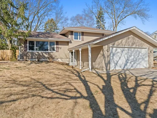 2115 9th Ave NE, Rochester, MN 55906