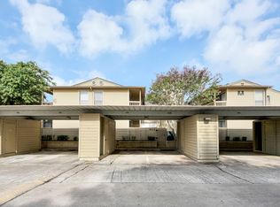 9433 Pagewood Ln, Houston, TX 77063