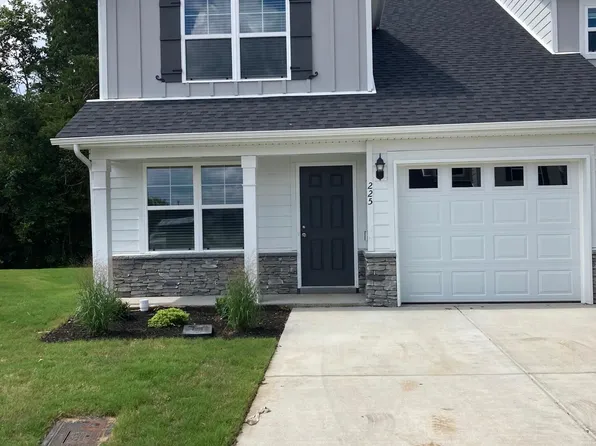 225 Allie Towns Dr, Smyrna, TN 37167